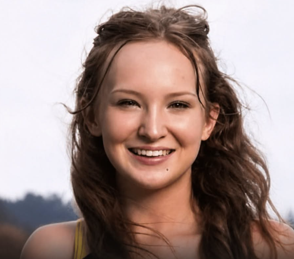 Photo of Holly Green